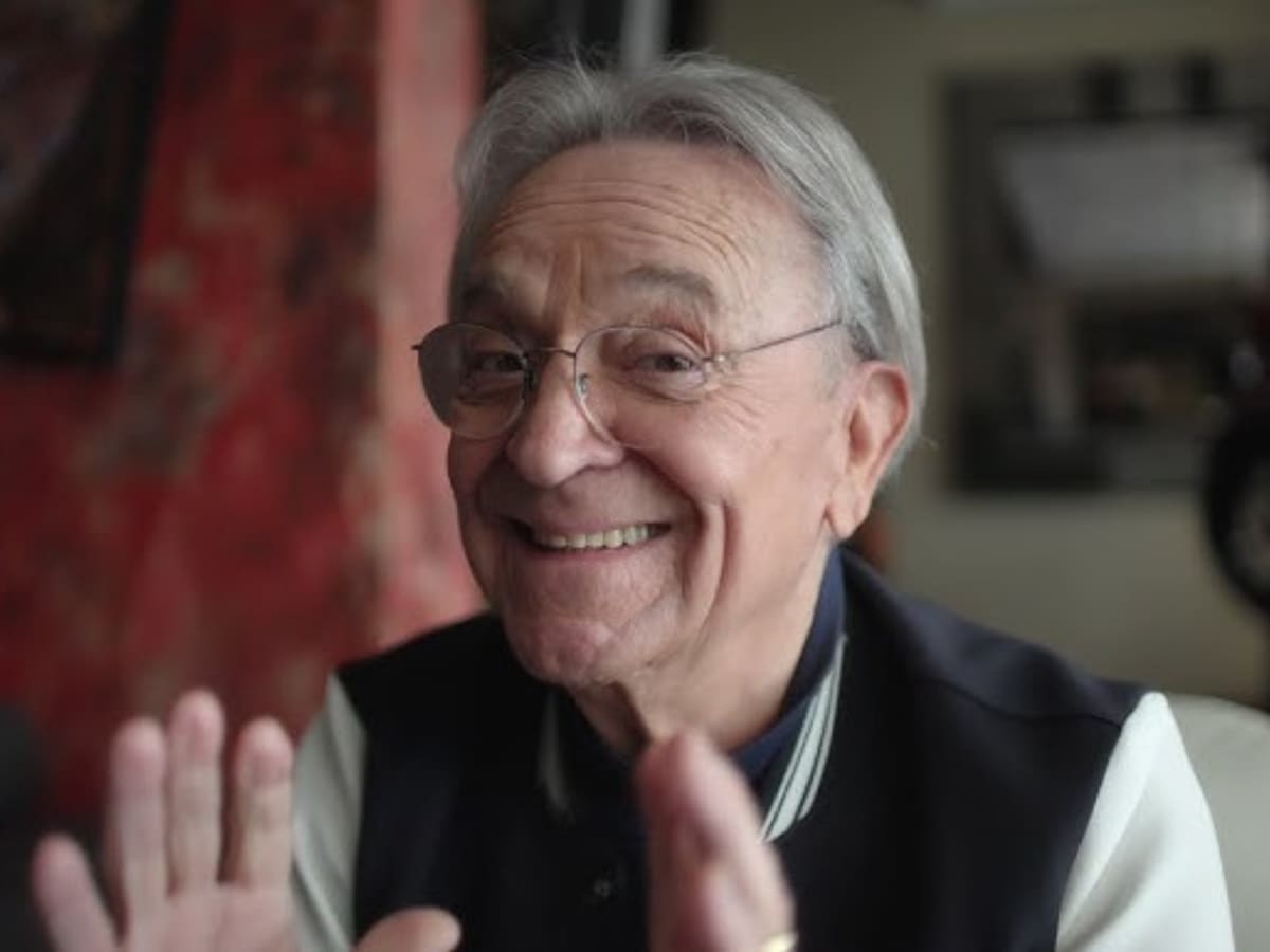 “Es un maestro, es transversal, es una estrella”: así es “El gran Coco Legrand”, el documental que celebra a la leyenda del humor chileno