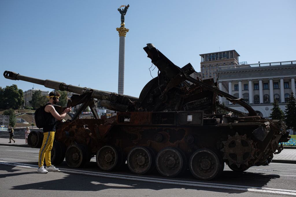 Tanques en las calles de Kiev en el día de la independencia de Ucrania