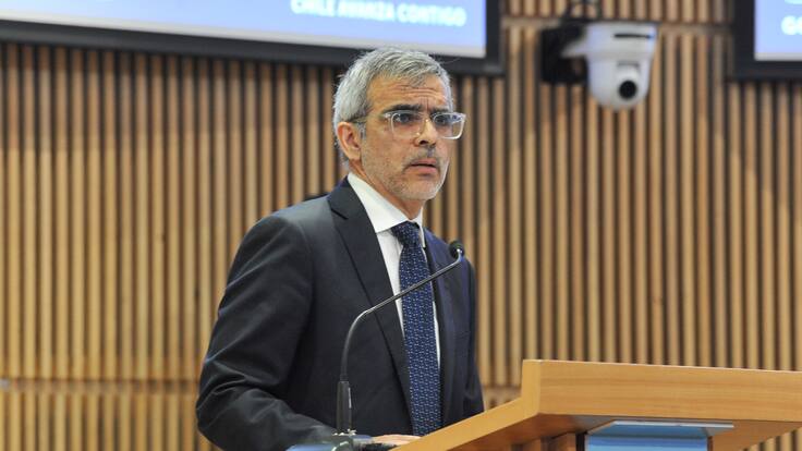 Ministro Cordero y críticas a la justicia militar: “Es evidente que el diseño tiene un problema estructural”