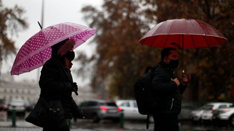 Lluvia en Santiago