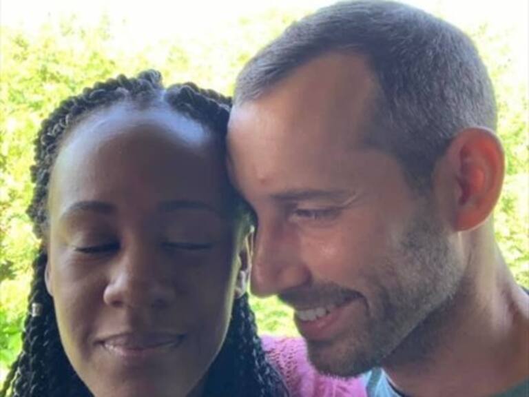 Hombre murió ahogado tras pedir matrimonio bajo el agua