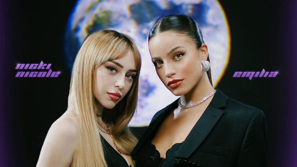 Emilia y Nicki Nicole - Intoxicao - nueva canción