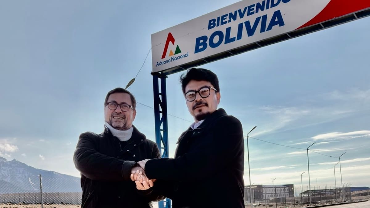 “Un nuevo comienzo”: cancilleres de Chile y Bolivia se reúnen en la frontera para avanzar en restablecer relaciones