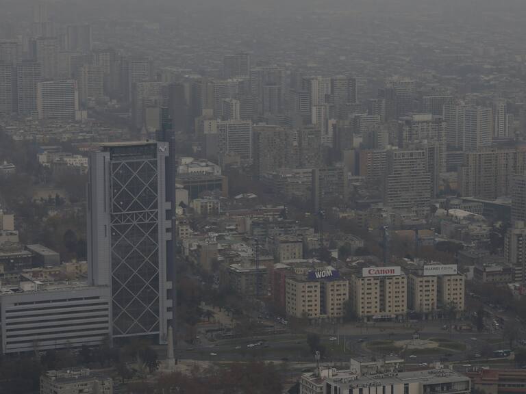 Reportan cortes de electricidad en comunas de la Región Metropolitana