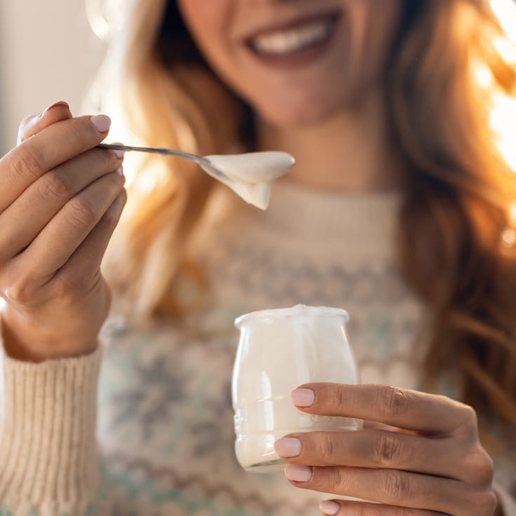 El cerebro necesita “ladrillos”: experto en farmacología revela qué alimentos mejoran la salud mental