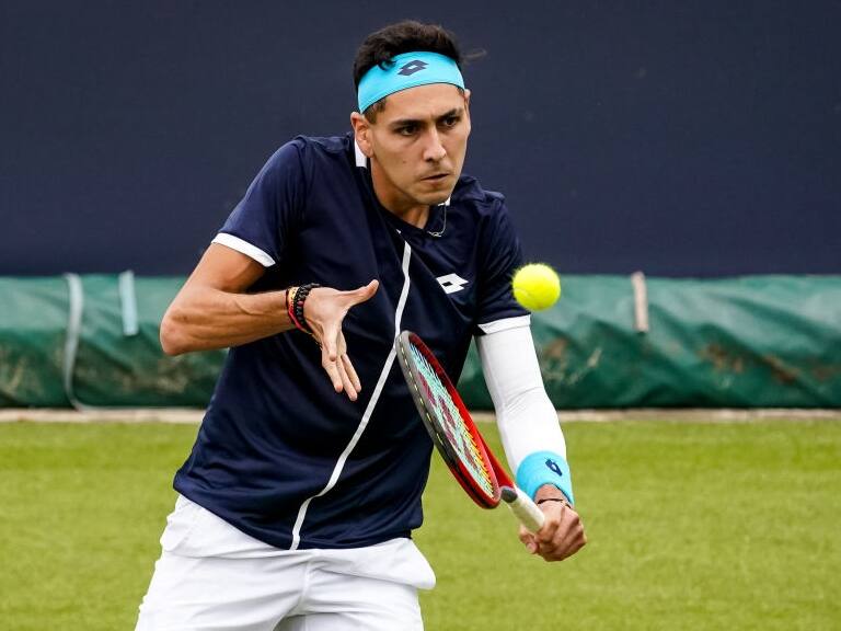 Alejandro Tabilo sigue sin ganar en pasto y queda fuera de la qualy en Queen’s