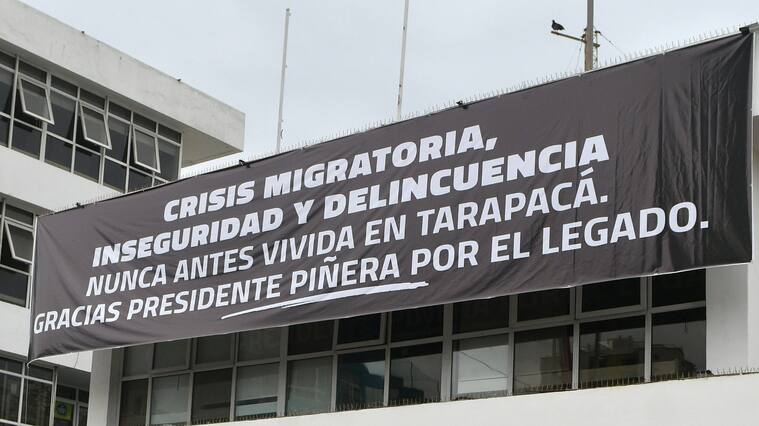 Lienzo en oficinas del Gobernador Regional de Tarapacá