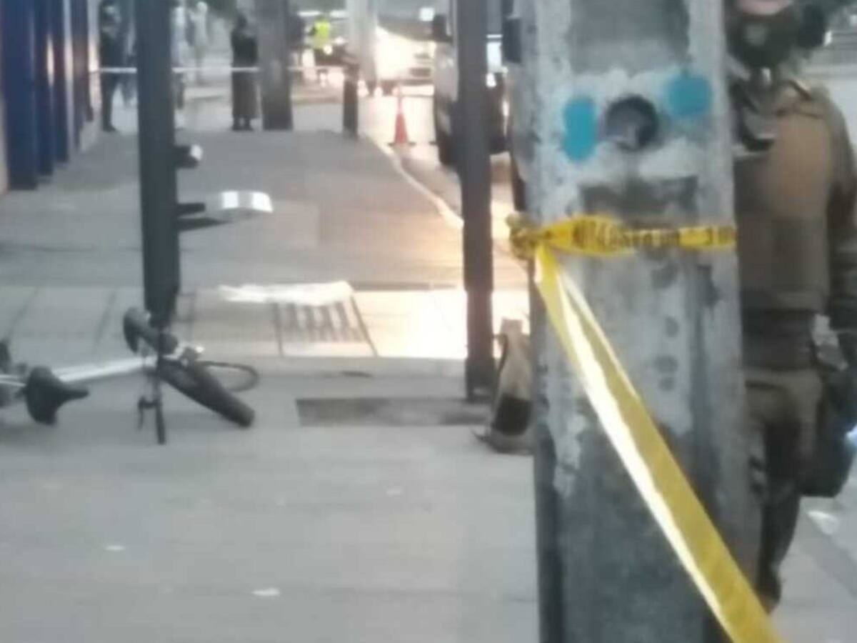 Ciclista de 56 años murió en un choque con un auto en Pedro Aguirre Cerda