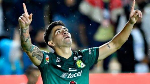 Víctor Dávila anotó un gol por León en el duelo ante el América por la Liga Mexicana