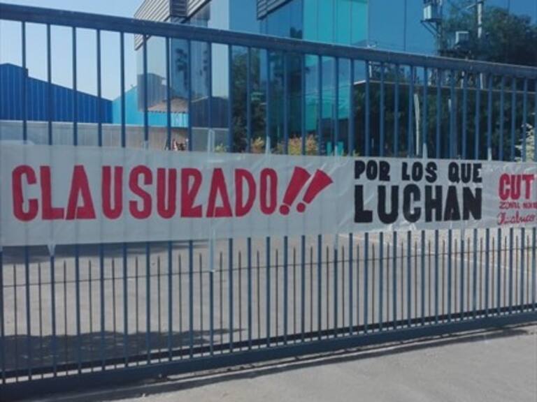 CUT clausura simbólicamente empresa de Hugo Larrosa donde torturaba trabajadores