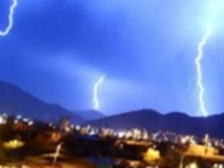 Tormenta eléctrica afectó a la comuna de Copiapó que se mantiene en Alerta Amarilla