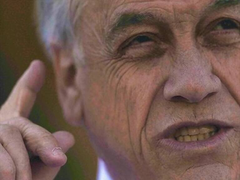 «Vamos a cumplir»: Piñera responde a críticas de Bachelet por «economía debilucha»