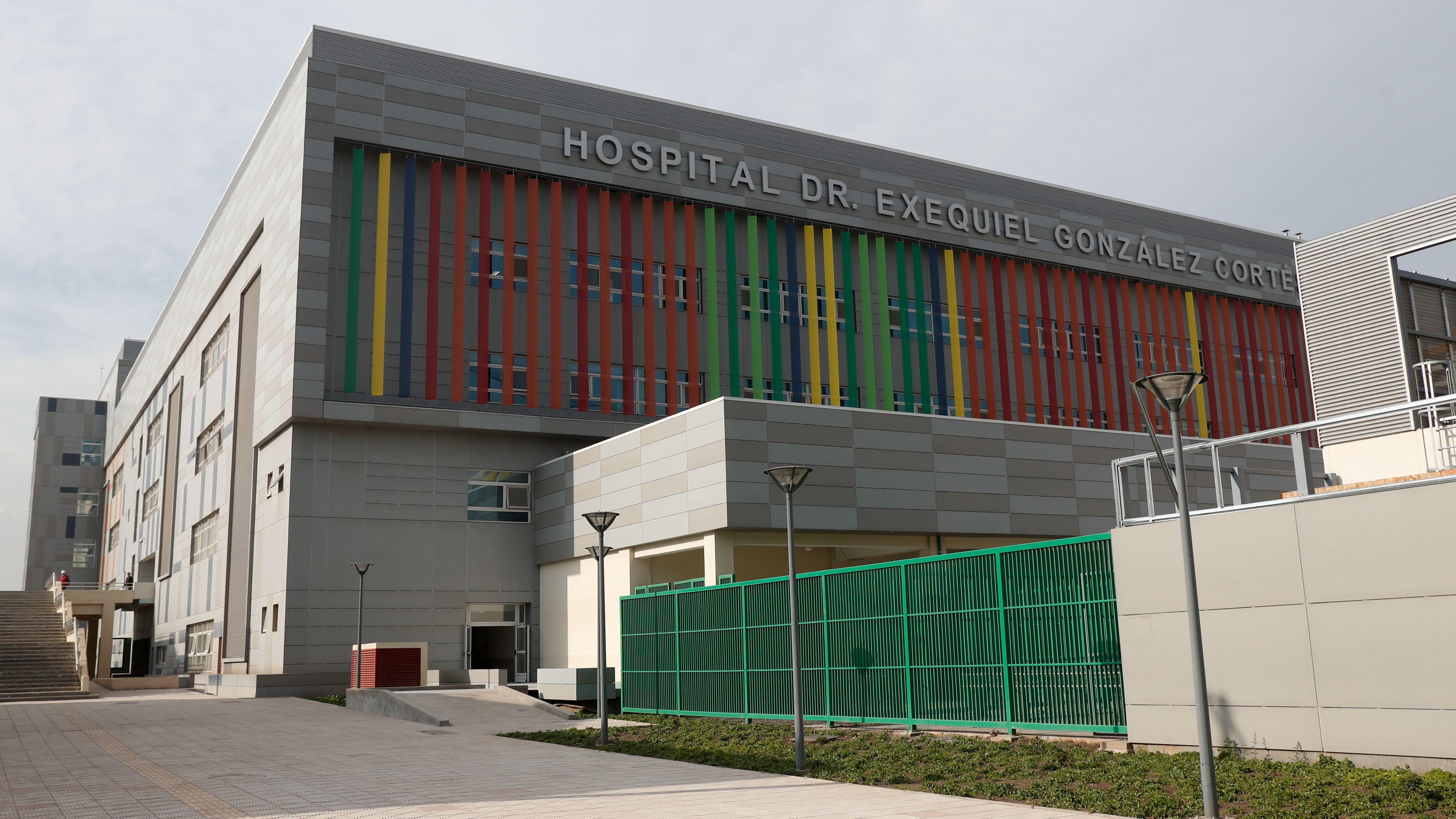 Niño de cuatro años fue atropellado por furgón de Carabineros