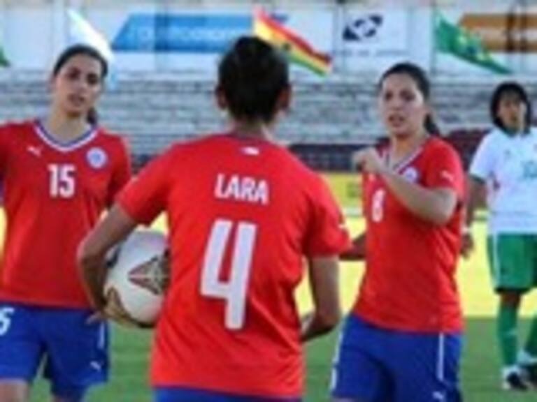 Roja femenina goleó a Bolivia para mantenerse líder en Copa América