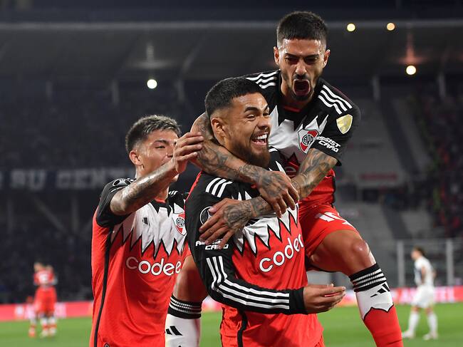 "Buenos Díaz, River": prensa argentina aplaude el partidazo de Paulo Díaz en River ante Talleres por la Libertadores | Getty Images