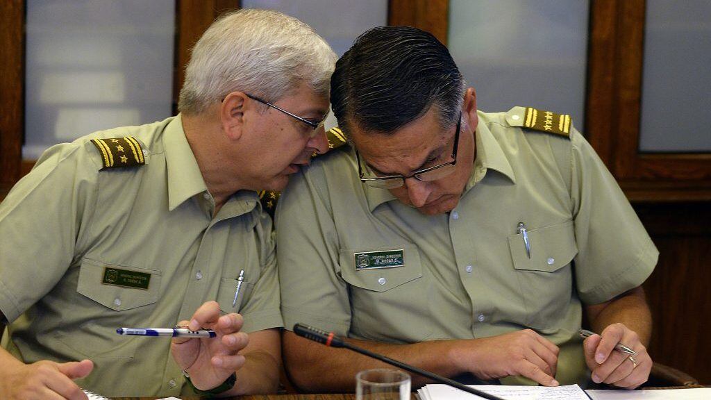 11 DE MARZO DE 2020/VALPARAISOGeneral Ricardo Yaez conversa con el General Director de Carabineros Mario Rozas en la comisin seguridad ciudadana por el actuar y procedimientos de Carabineros de Chile en las ltimas manifestaciones, entre otras materias atinentes a tratar.
FOTO: PABLO OVALLE ISASMENDI/AGENCIAUNO