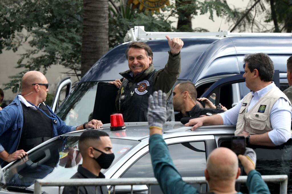 Jair Bolsonaro se reúne con sus fanáticos de ultraderecha