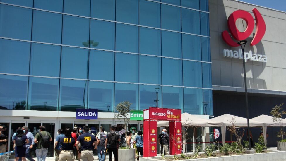Mall plaza