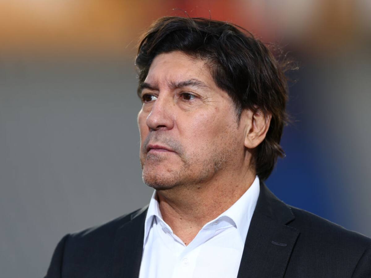 “Deben decirle a Córdova...”: Iván Zamorano golpea la mesa por el presente de la selección chilena