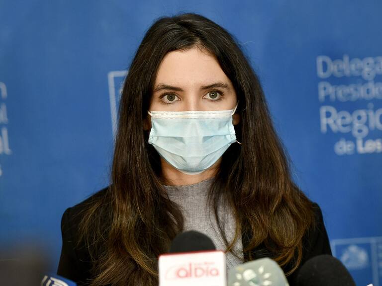 19 de Abril de 2022 / VALDIVIALa Vocera de gobierno Camila Vallejo realizo punto de prensa en la gobernacion de la región de los ríos.
FOTO.MIGUEL ANGEL BUSTOS / AGENCIAUNO