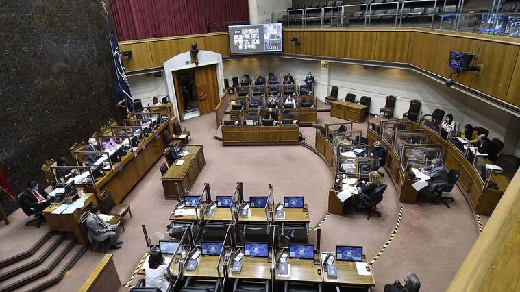 Segundo retiro de fondos de las AFP pasaría este jueves a la sala del Senado