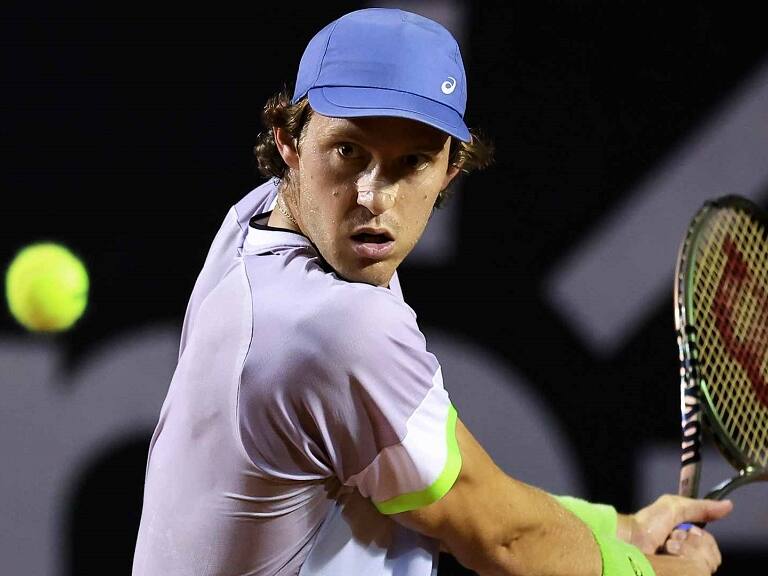 Nicolás Jarry se bajó del Challenger de Santiago tras convertirse en el flamante campeón del Chile Open