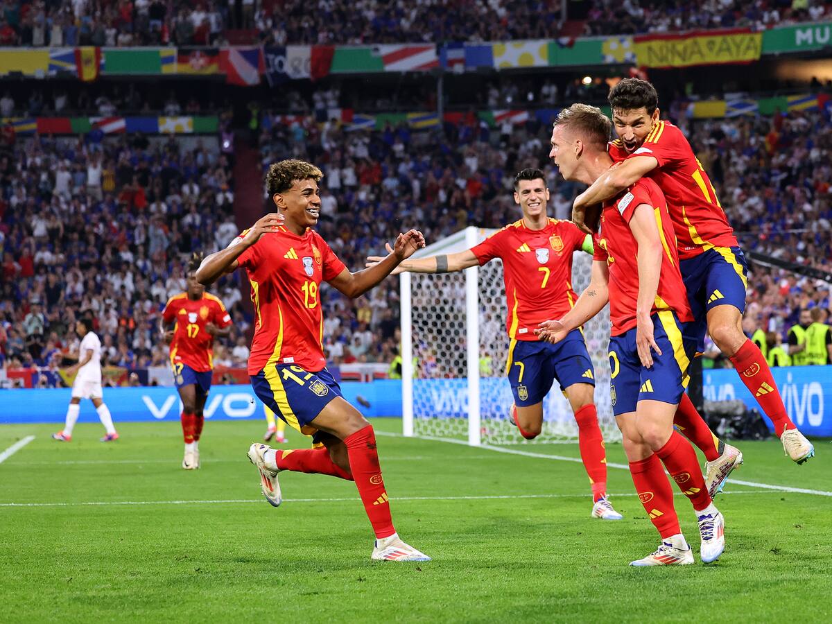 España remonta ante Francia en un partidazo y se convierte en el primer finalista de la Eurocopa 2024
