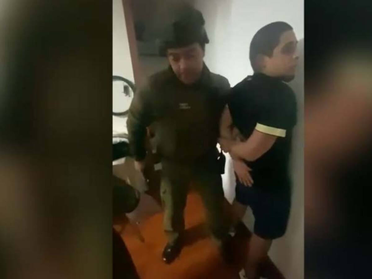 Joven es detenido tras amenazar con un arma de fuego a su propia madre