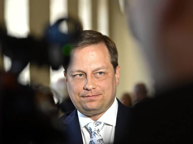 El renunciado ministro de economía de Finlandia Vilhelm Junnila