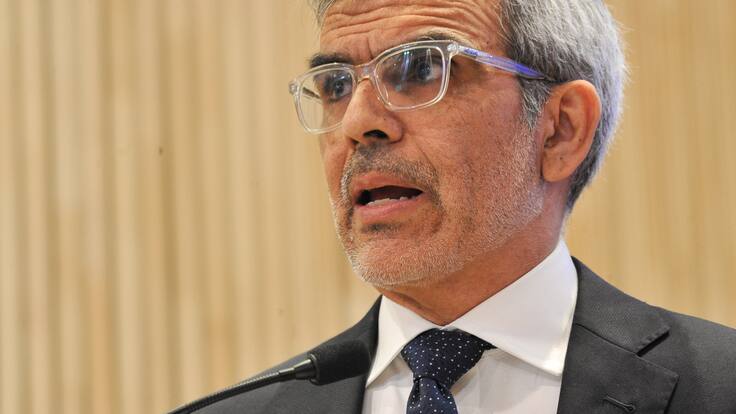 Ministro Cordero ante presunto trato privilegiado de Gendarmería en caso Macaya: “Por cierto que constituirían sanciones administrativas”
