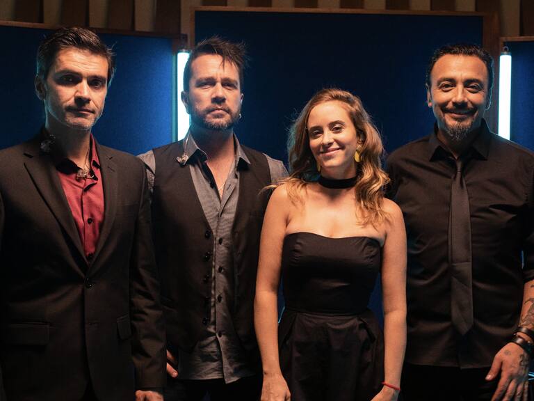 Lucybell estrenó reversión de «Carnaval» junto a Consuelo Schuster