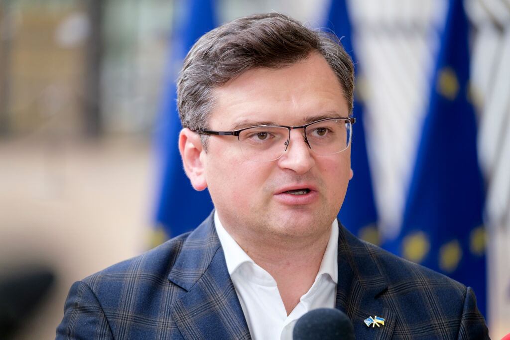 El ministro de relaciones exteriores de Ucrania Dmitro Kuleba en Bruselas