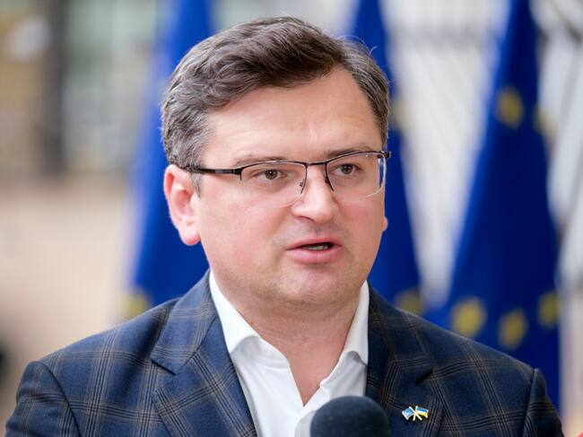 El ministro de relaciones exteriores de Ucrania Dmitro Kuleba en Bruselas