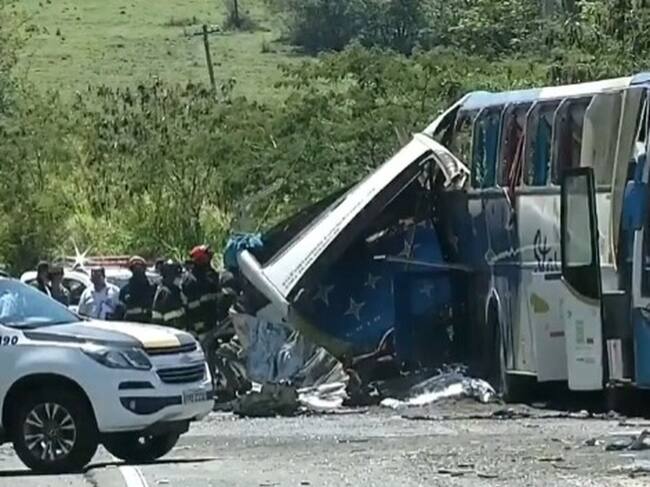 El choque en la Carretera Alfredo de Oliveira Carvalho
