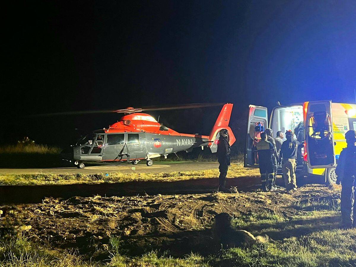 Brigadista resulta con más del 70% de su cuerpo quemado tras sufrir accidente mientras combatía incendio forestal en el Biobío
