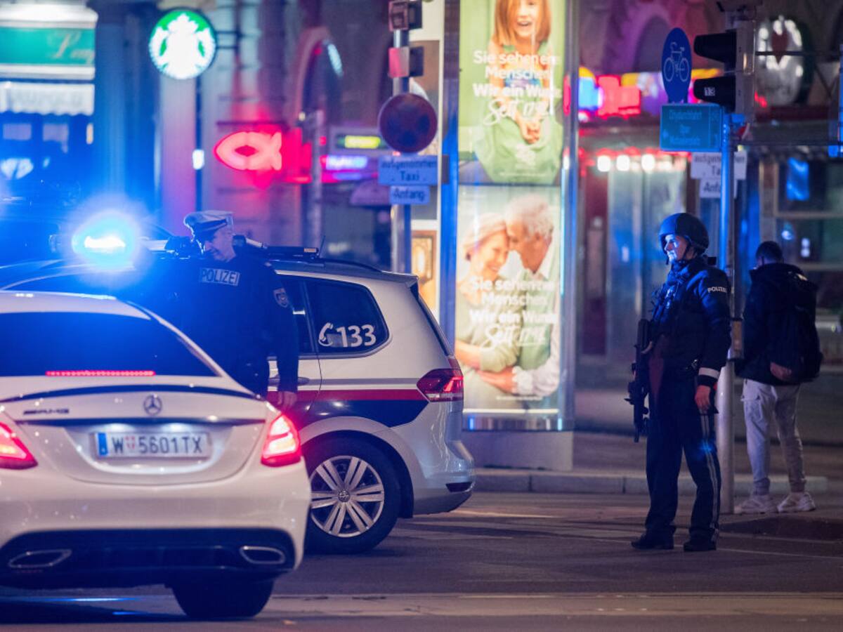 Chilena de 22 años es asesinada a hachazos por su compañero de departamento en Austria