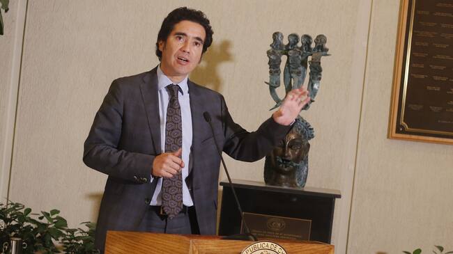26 DE MARZO DE 2020/VALPARAISOEl ministro de Hacienda, Ignacio Briones, realiza un punto de prensa en el Senado, en donde reacciona al acuerdo de la comision mixta por el bono de ayuda para personas y empresas por el Coronavirus.
FOTO: LEONARDO RUBILAR CHANDIA/AGENCIAUNO
