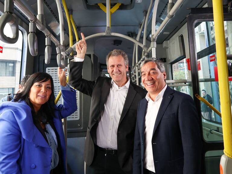 Autoridades presentan plan piloto con nuevas medidas de seguridad en buses del transporte público