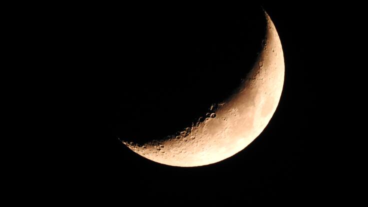 Luna sonriente se podrá ver esta semana en Chile: en qué consiste el fenómeno astronómico y qué día es