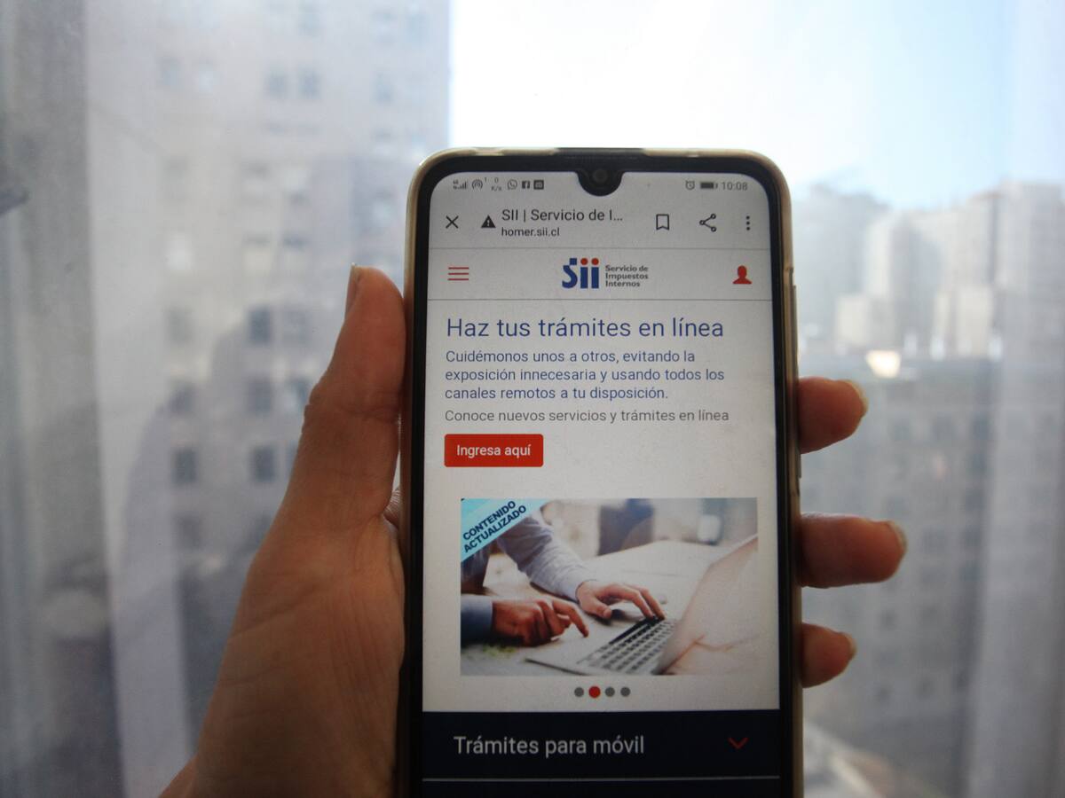 SII aclaró que cotizaciones previsionales obligatorias para los trabajadores a honorarios, se pagan una vez al año