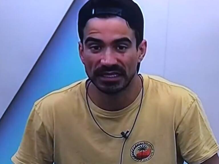 «Qué asco da»: Sebastián Ramírez indigna con retrógrados comentarios sexuales sobre iCata