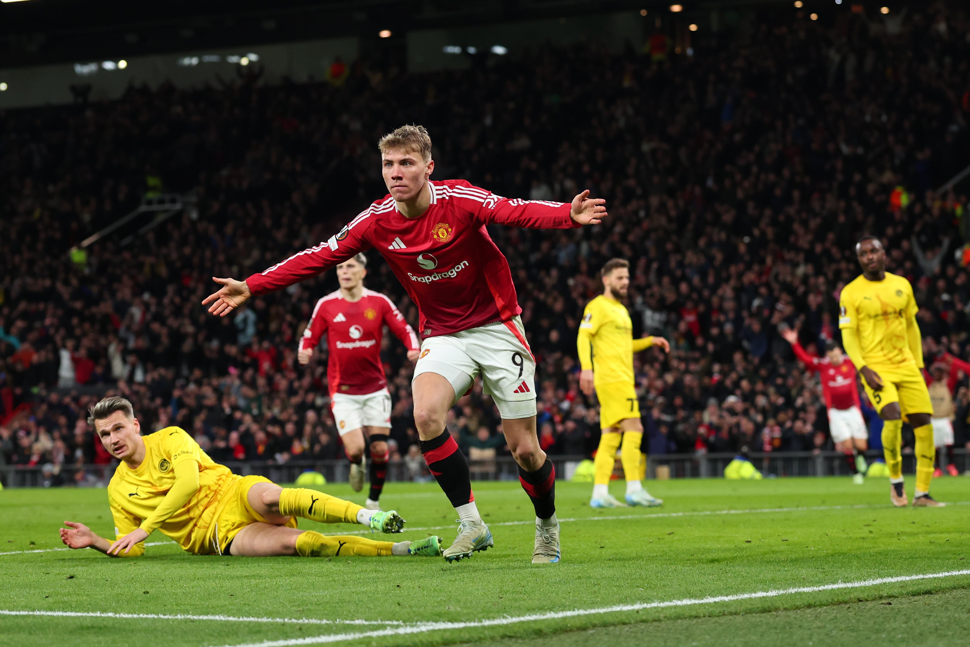 ¡Partidazo! Manchester United lo pasa mal, pero termina imponiendo sus términos ante el Bodo por la Europa League | Getty Images