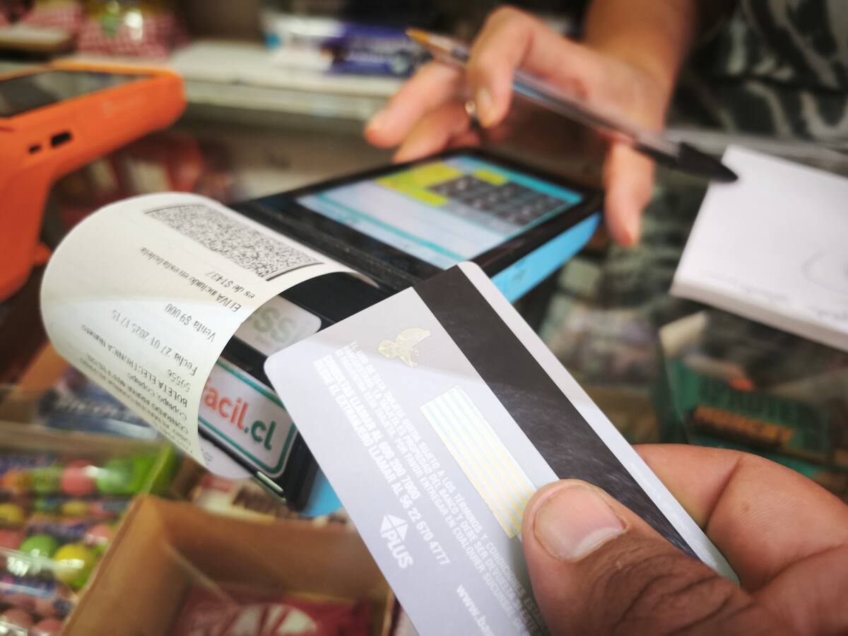 SII responde a recurso de protección de Transbank por normativa sobre boletas electrónicas: “La acción impetrada no puede prosperar”
