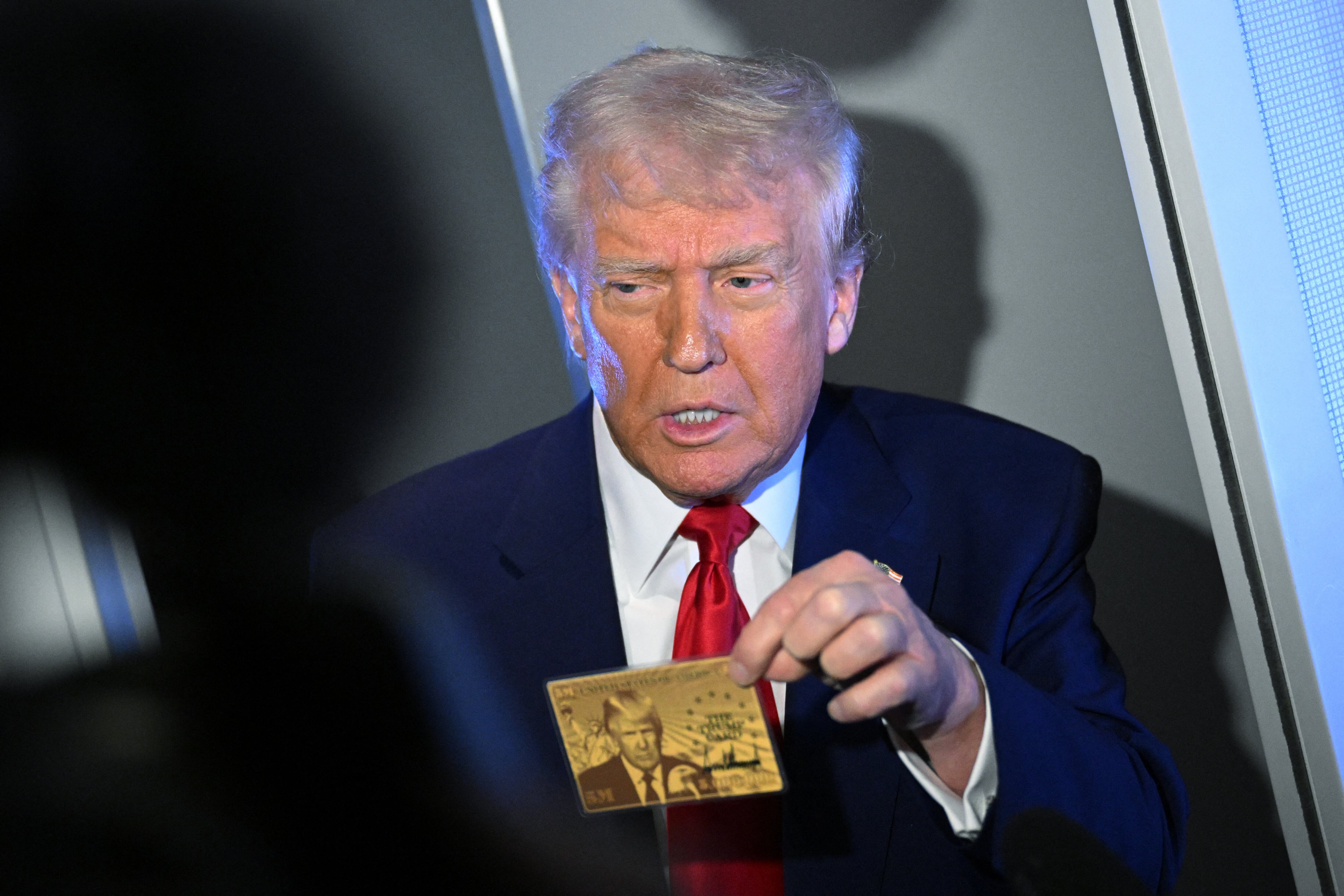 Donald Trump - Gold Card