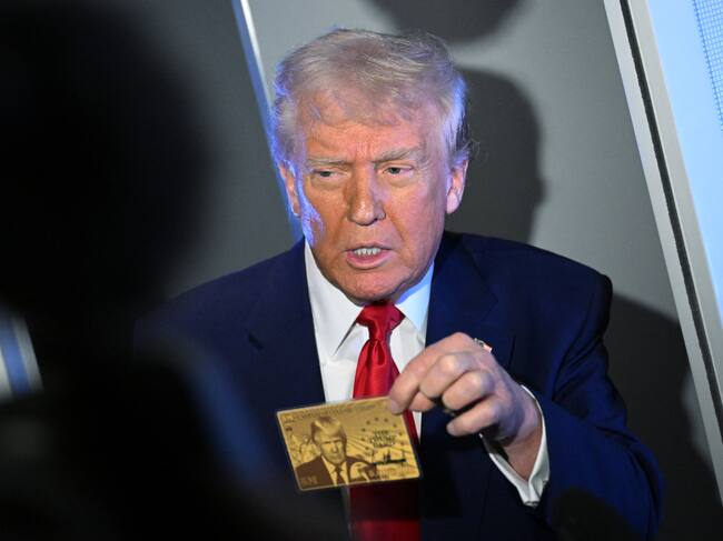 Donald Trump - Gold Card