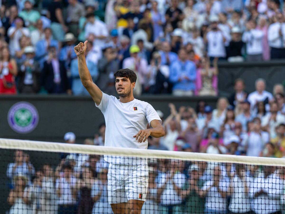 Carlos Alcaraz elimina con facilidad al verdugo de Nicolás Jarry en Wimbledon