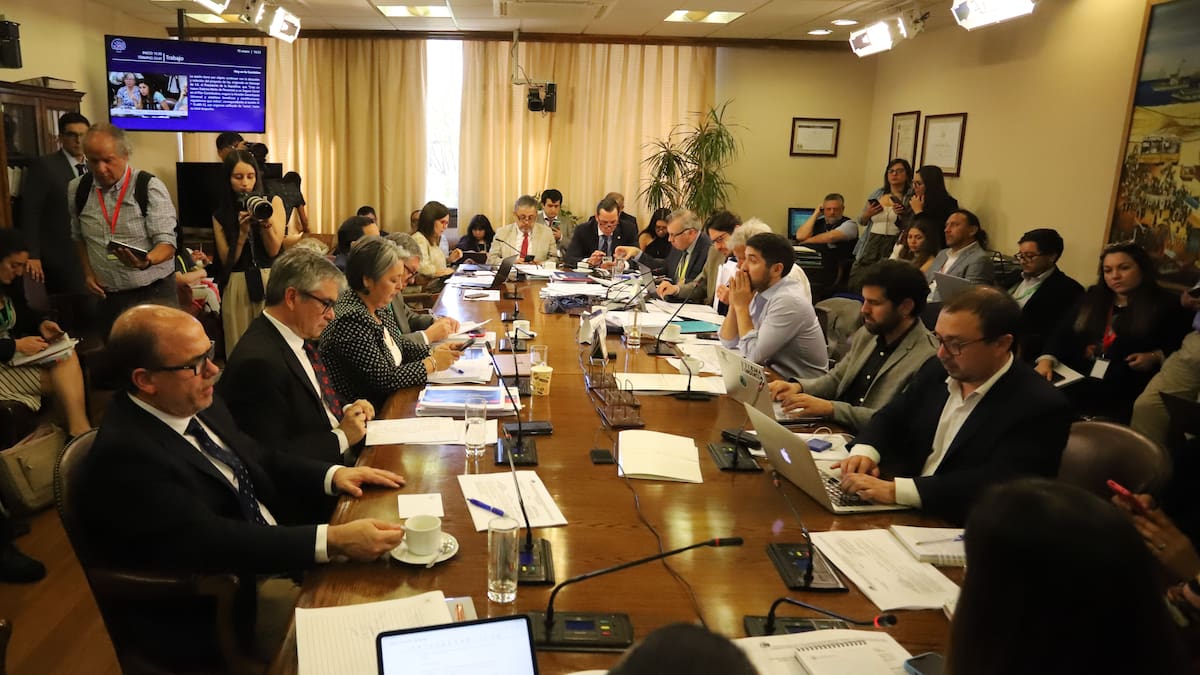 Comisión de Trabajo de la Cámara de Diputados aprueba la reforma de pensiones