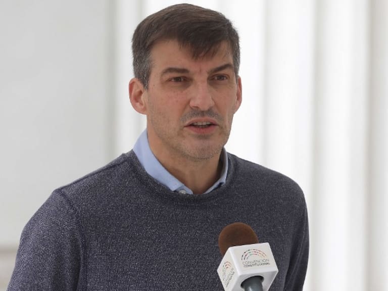 Daniel Stingo y acuerdo de reforma del oficialismo: «Tenemos que concentrarnos en un Apruebo sin condiciones»