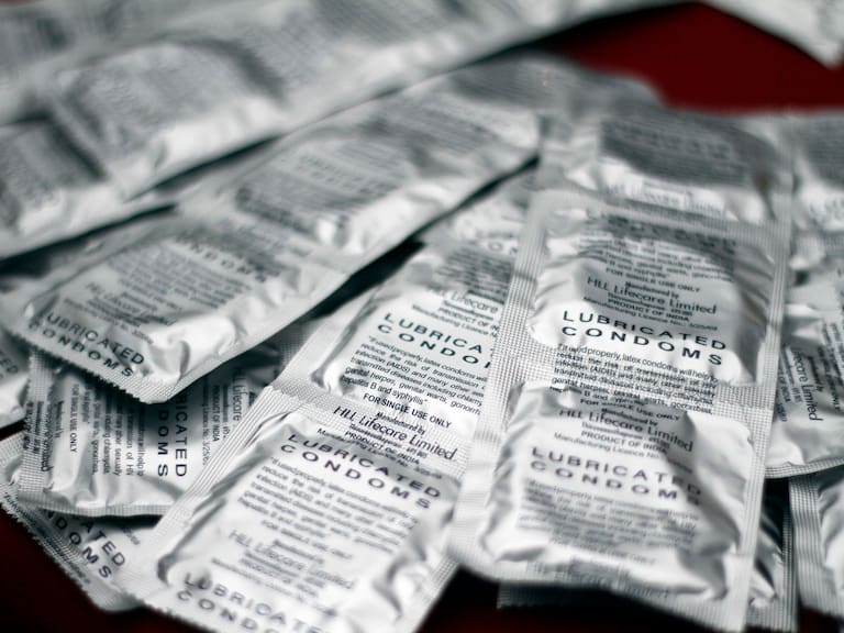 Subsecretaria de Salud confirmó que preservativos en nuevas cajas de alimentos es parte del programa de prevención de embarazos