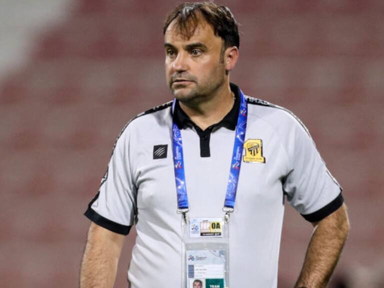 La peculiar presentación de José Luis Sierra como entrenador del Al-Wahda de Arabia Saudita